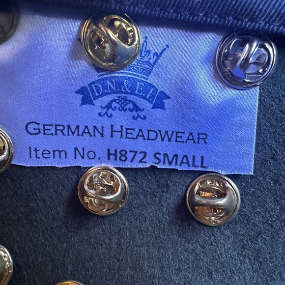 VTG Bavarian Wool Hat Oktoberfest Alpine Tyrolean Green German Travel Pins Small - Picture 11 of 12